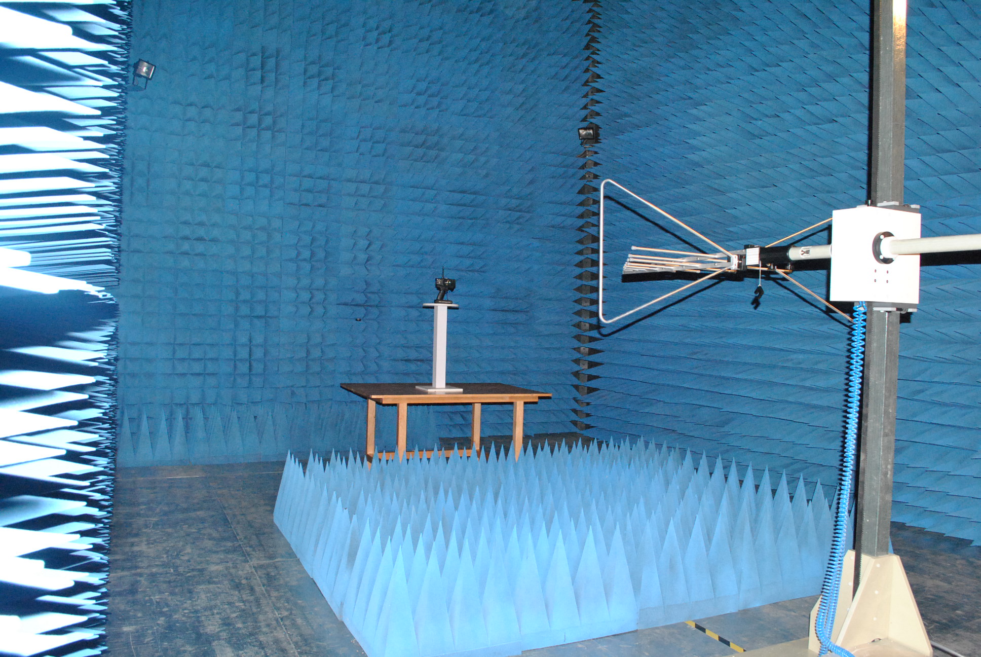 ce�J(r��n)�CEMC�y(c��)ԇ